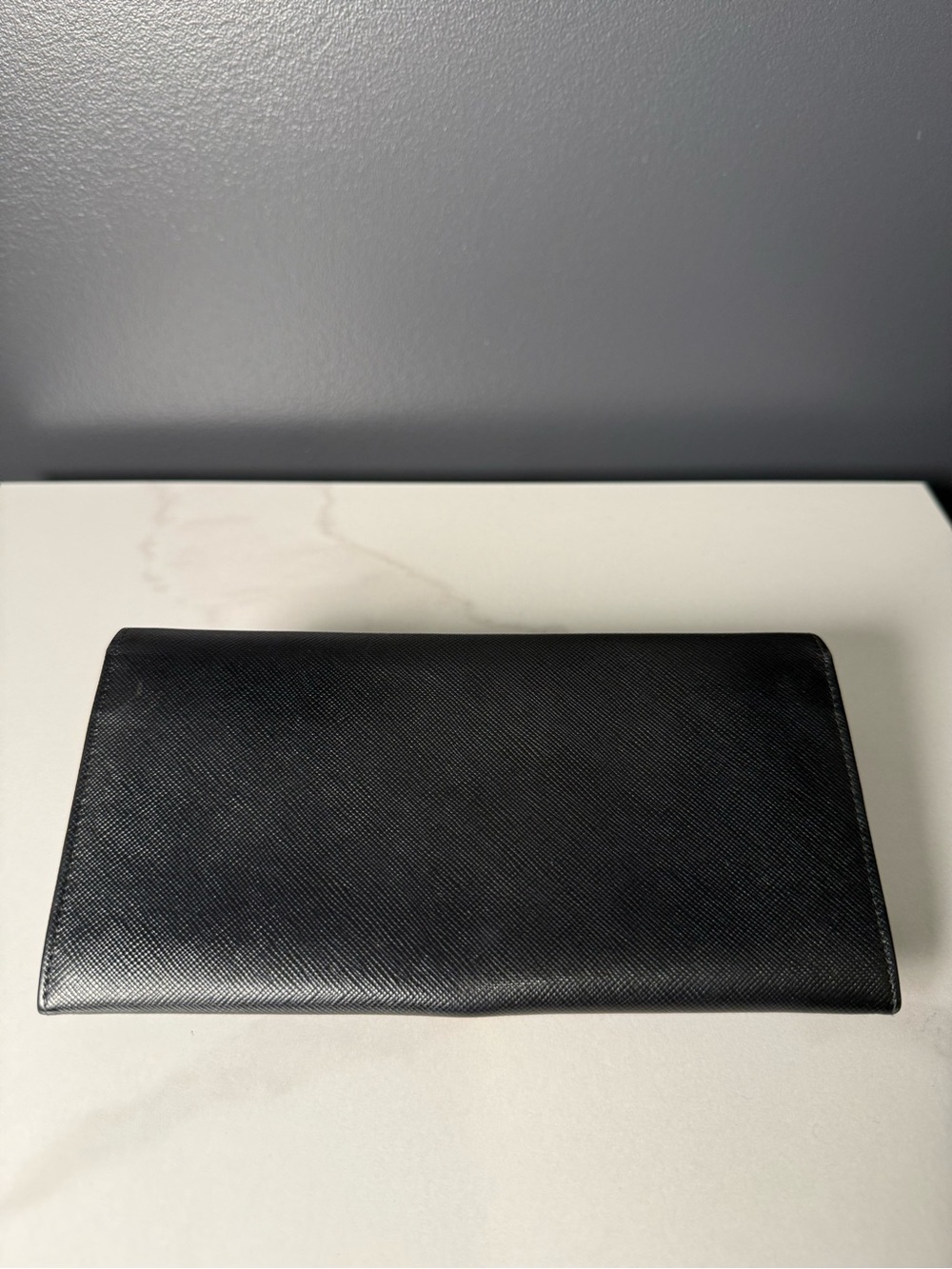 Salvatore Ferragamo Black Leather Wallet with Gold Gancini Hardware - Picture 2 of 8